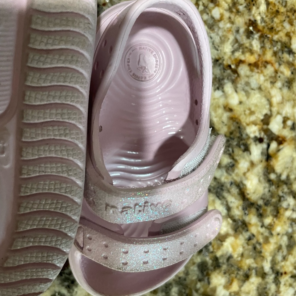 Native Pink Sandals with Textured Design - Picture 1 of 3